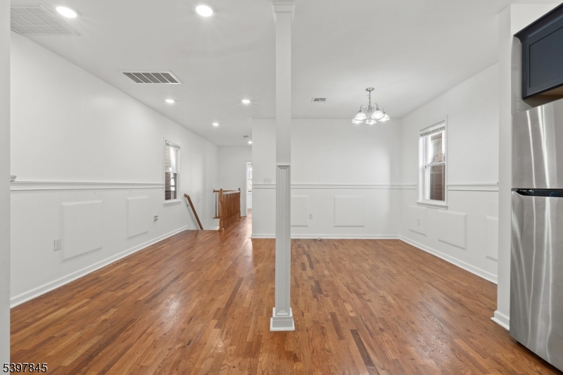 Newark City, NJ 07103,362 1/2 New St #2