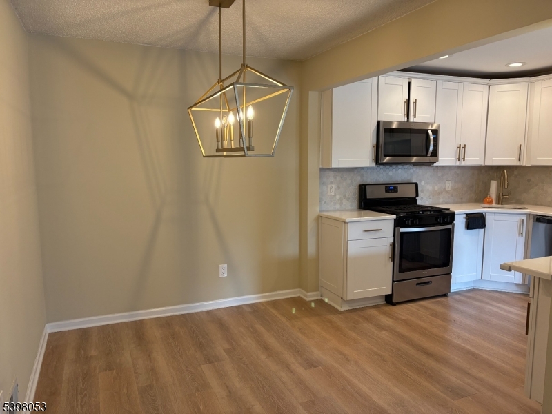 Mahwah Twp., NJ 07430,861 Juniper Way