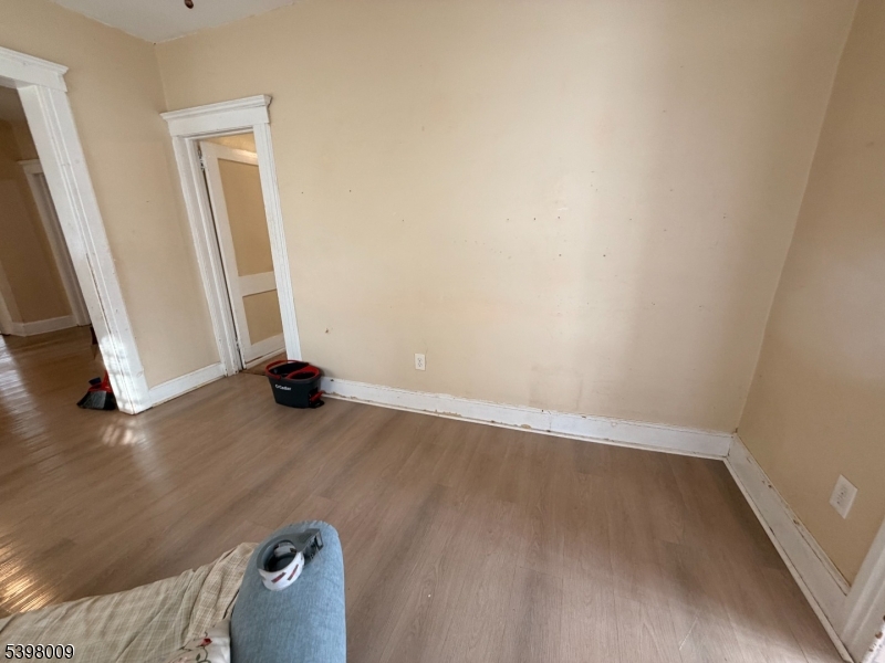 Roselle Park Boro, NJ 07204,455 E Westfield Ave