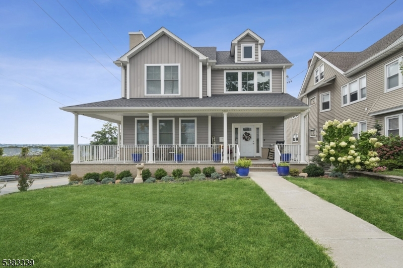 320 Ridge Rd, Rutherford Boro, NJ 07070