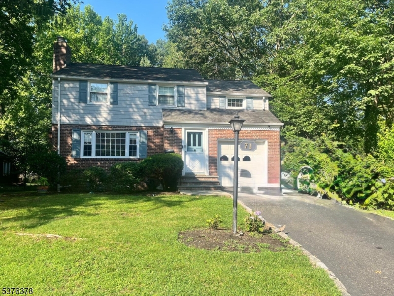 71 Willoughby Rd, Fanwood Boro, NJ 07023
