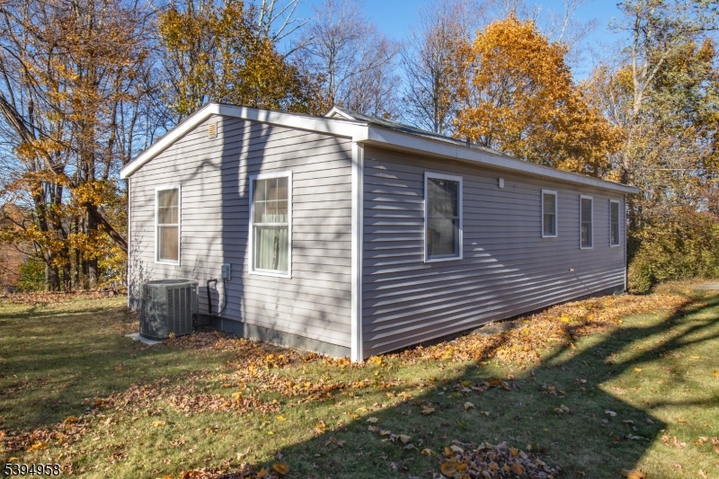 Newton Town, NJ 07860,13 Summit Ave