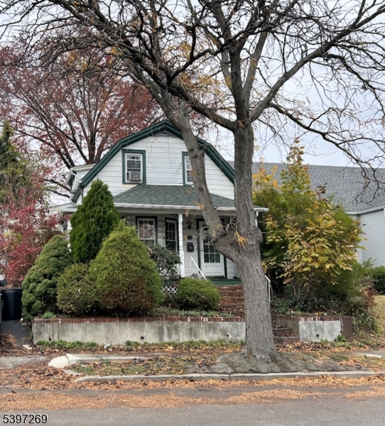 130 E 7Th St, Clifton City, NJ 07011