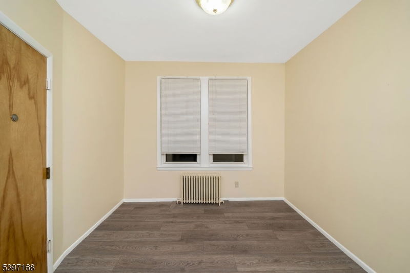 Hillside Twp., NJ 07205,275-7 Hollywood Ave #4