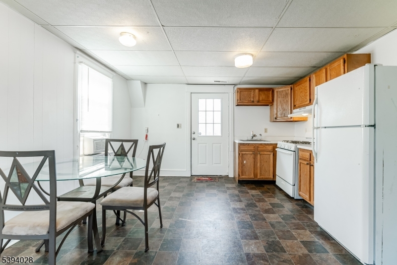 Vineland City, NJ 08360,2520 N West Blvd