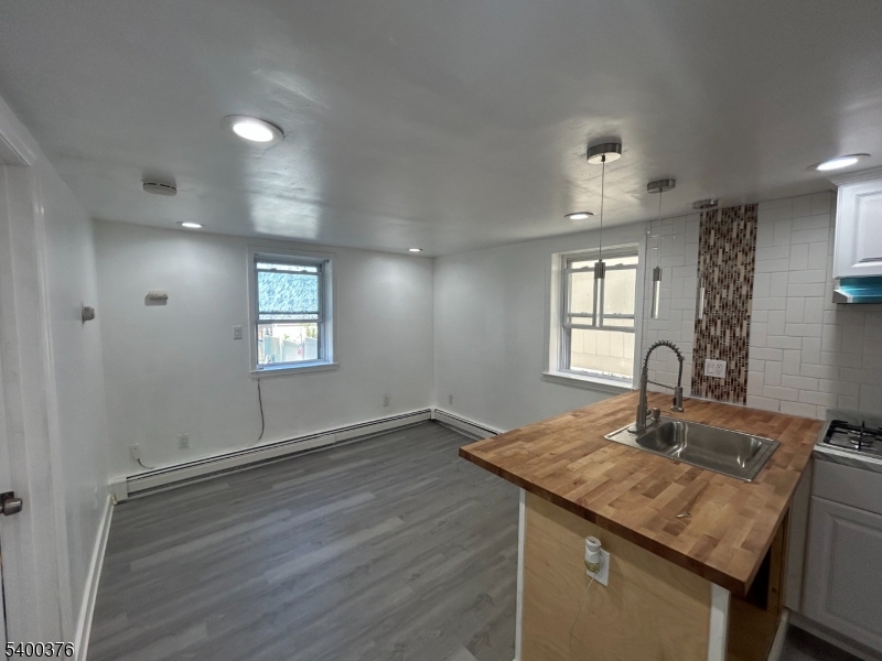 6809 Grand Ave, North Bergen Twp., NJ 07047