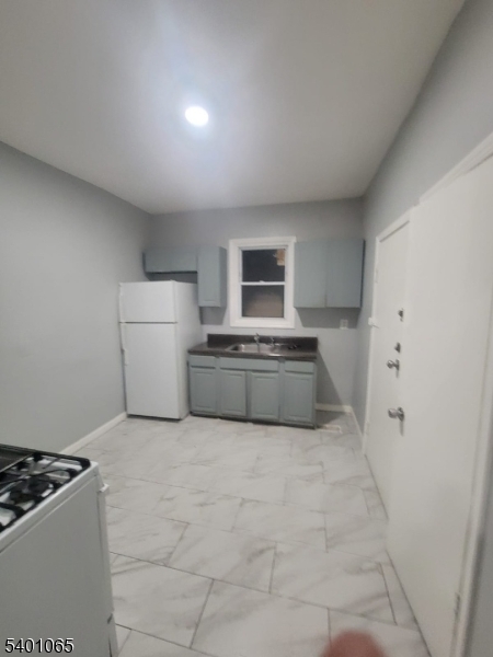 Irvington Twp., NJ 07111,2 Montrose Ter