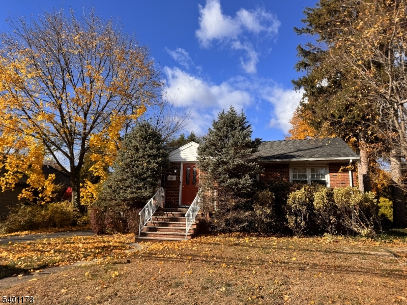 Glen Rock Boro, NJ 07452,351 Harristown Rd