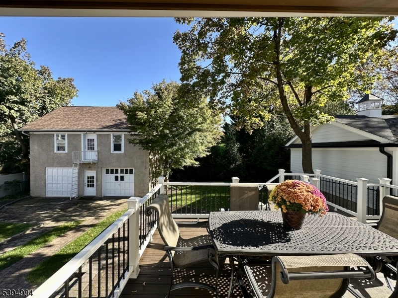 Madison Boro, NJ 07940,12 Maple Ave