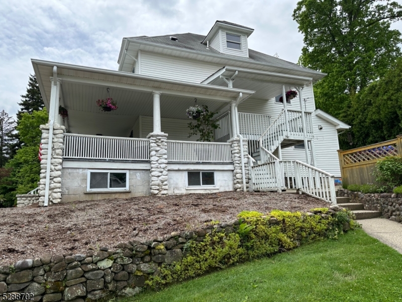 Glen Rock Boro, NJ 07452,300 South Maple Avenue