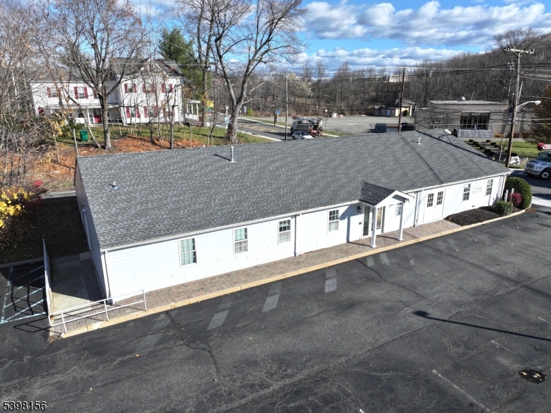 Newton Town, NJ 07860,80 Mill St