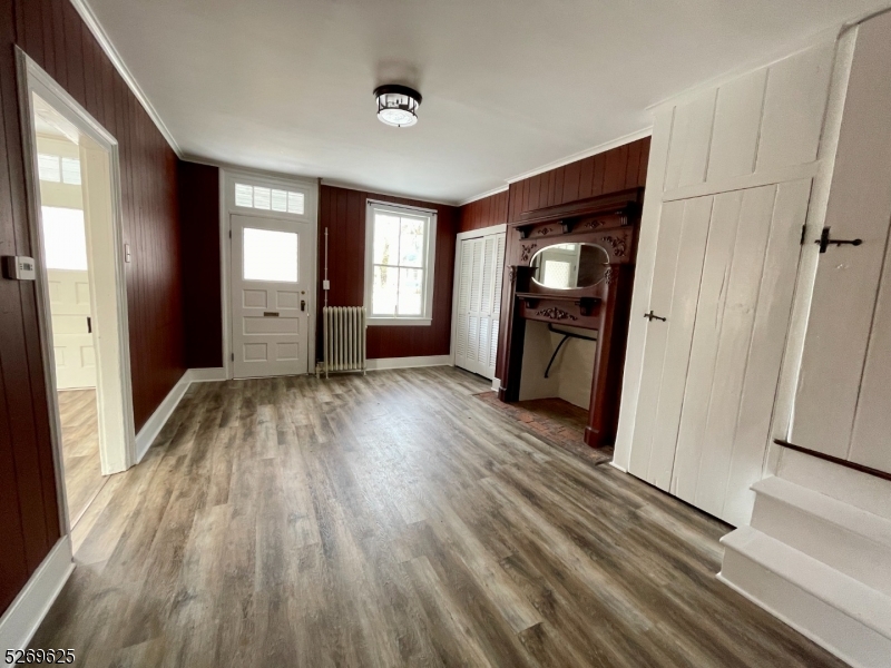 Belvidere Twp., NJ 07823,632 Third St