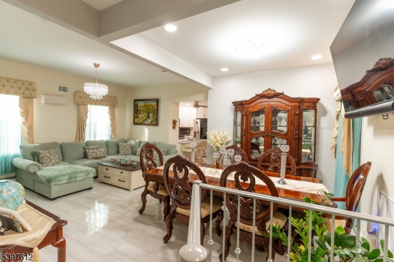 Passaic City, NJ 07055,284 Summer St