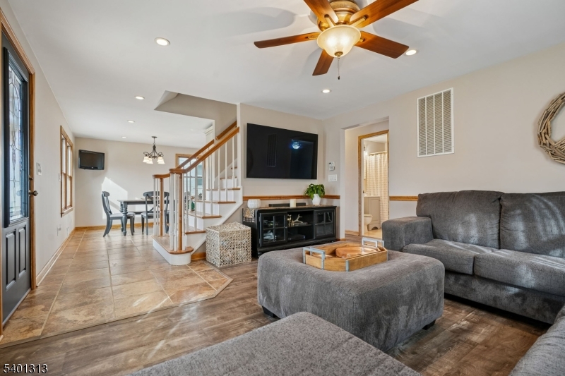 Woodbridge Twp., NJ 07095,326 Dekalb Ave