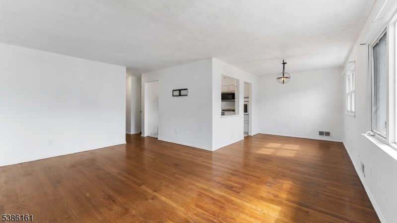 Union Twp., NJ 07083,341 Trotting Rd