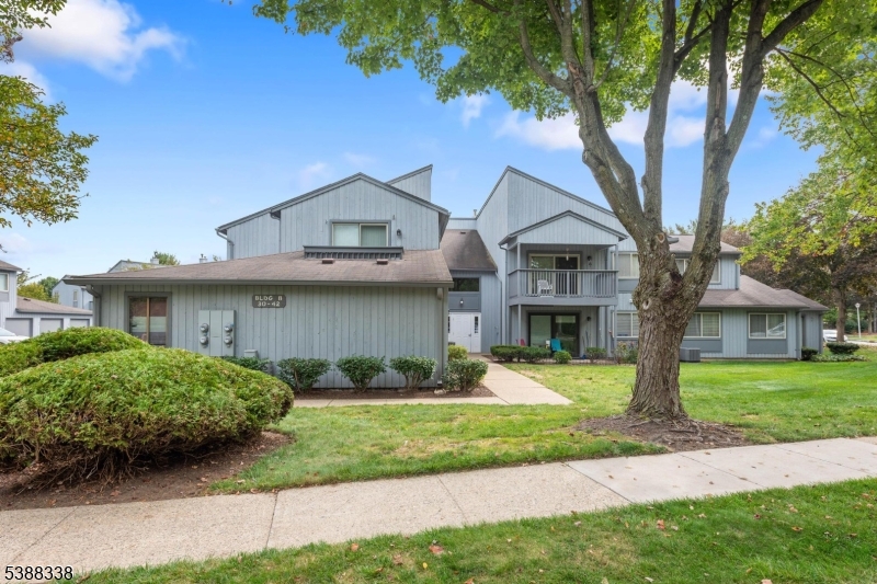 40 Drake Ln, Roxbury Twp., NJ 07852