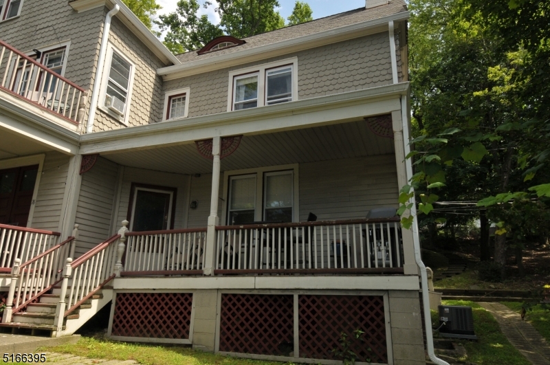 Morristown Town, NJ 07960,76 Western Ave #2