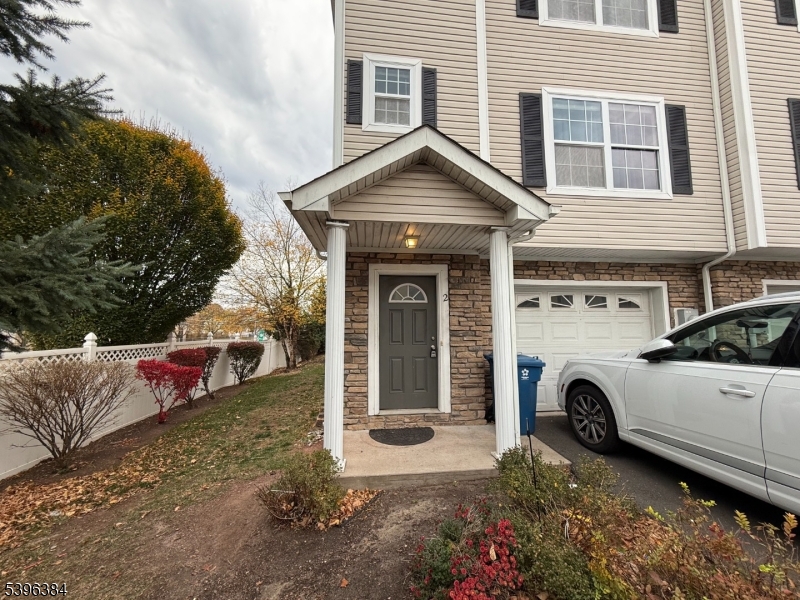 2 Alfred Ave, Franklin Twp., NJ 08873