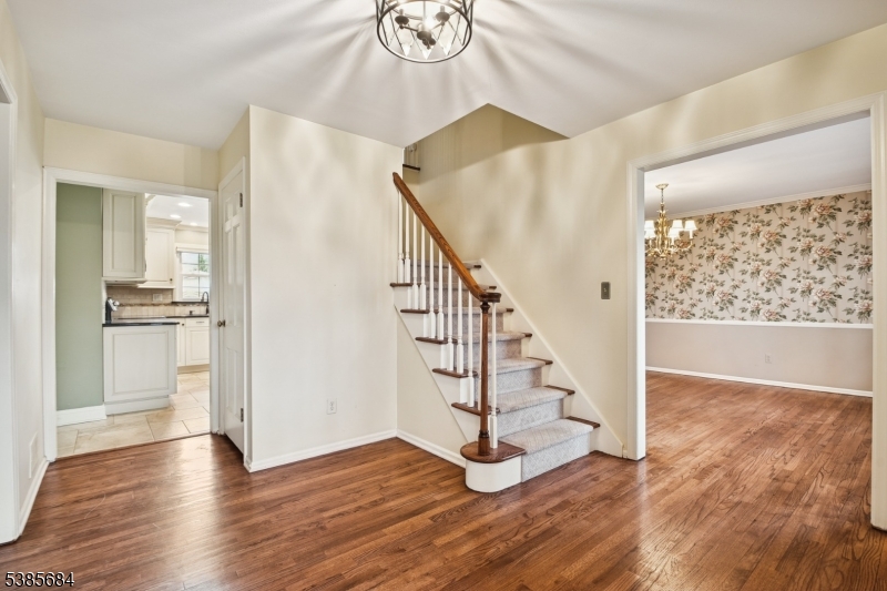 Bernards Twp., NJ 07920,19 Juniper Way