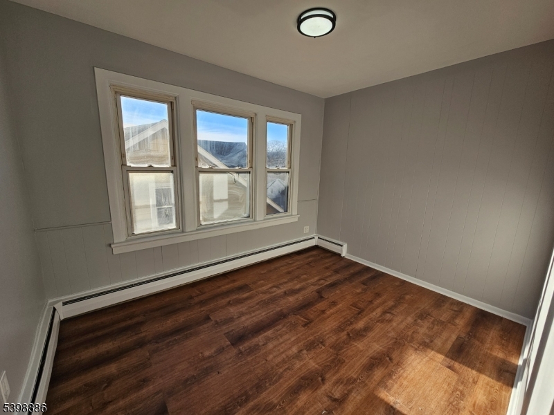 Prospect Park Boro, NJ 07508,94 N 16Th St