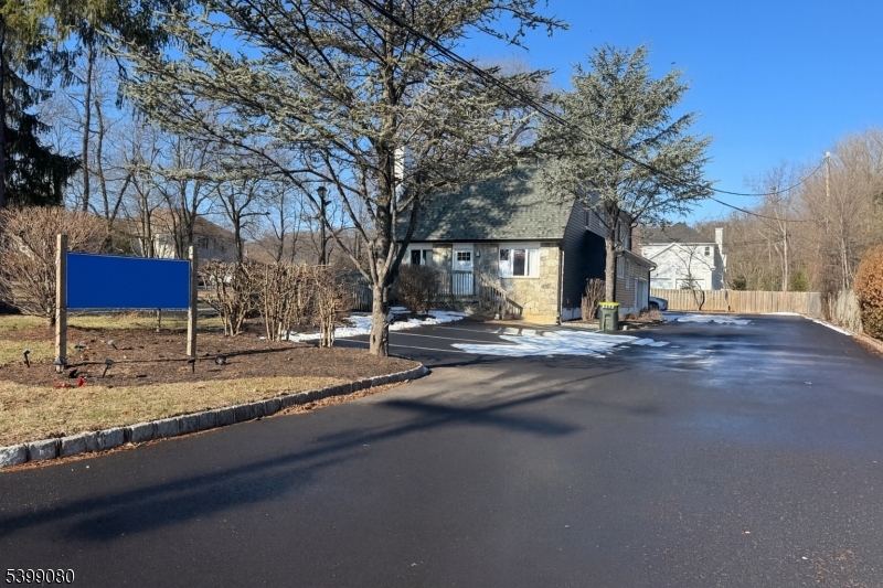 11 Mountain Blvd, Warren Twp., NJ 07059