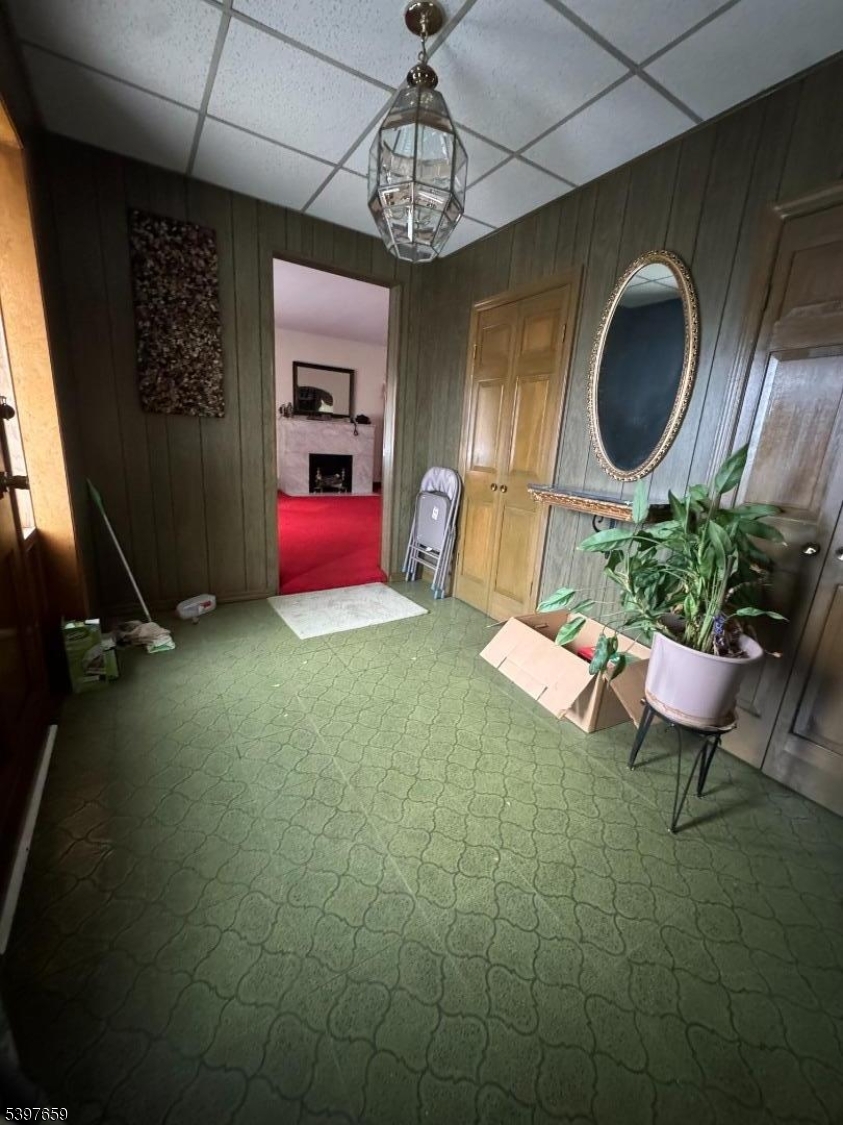 Clifton City, NJ 07013,124 Colfax Ave