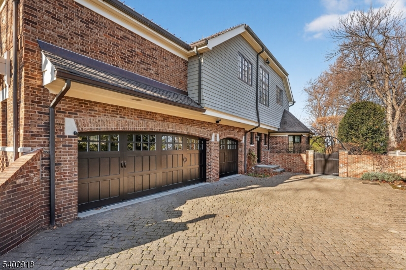 North Caldwell Boro, NJ 07006,54 Hamilton Dr East