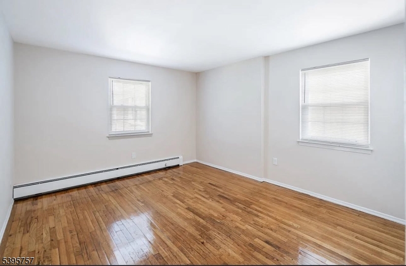 Wayne Twp., NJ 07470,1251B Valley Rd #B