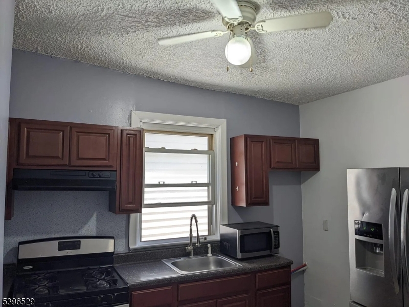 Newark City, NJ 07104,48 Elliott St