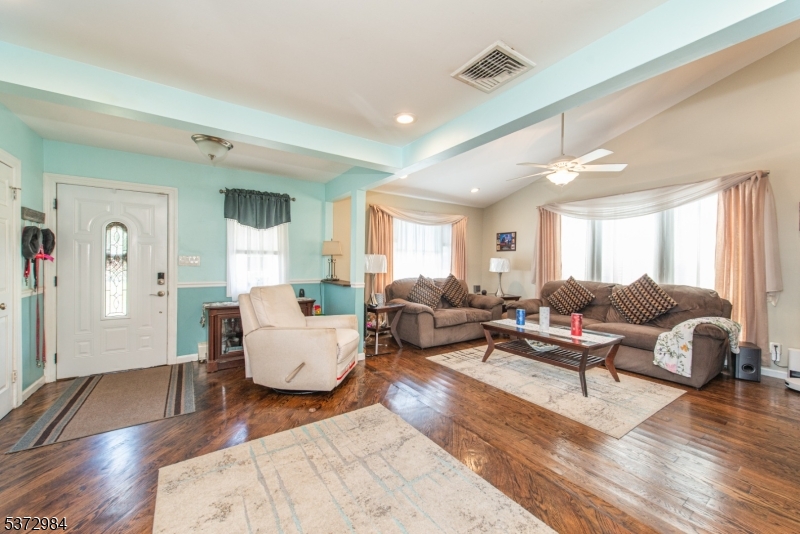 Parsippany-troy Hills Twp., NJ 07034,74 Longview Ave