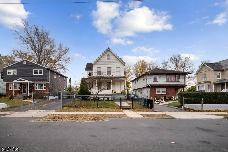 Plainfield City, NJ 07063,338 Manson Pl