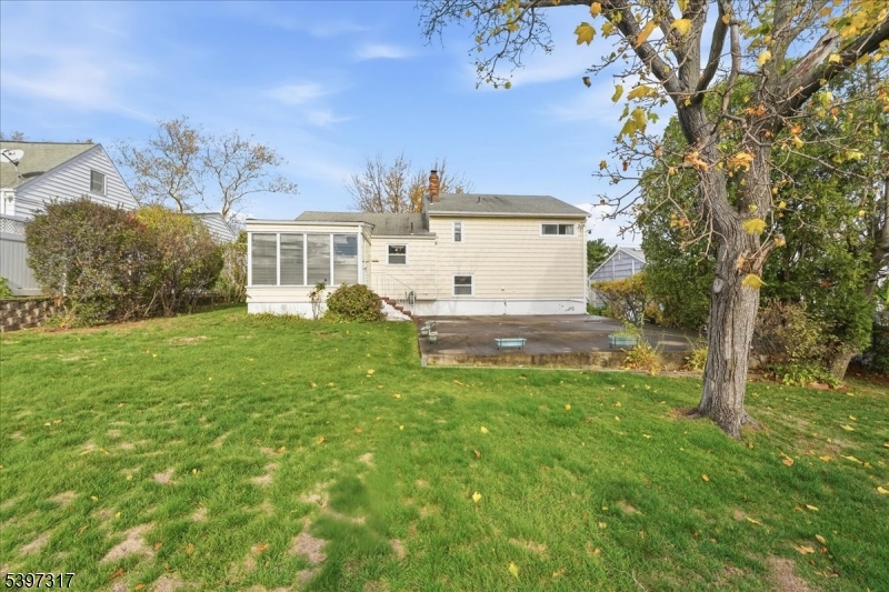 Clifton City, NJ 07013,27 Mountainview Dr