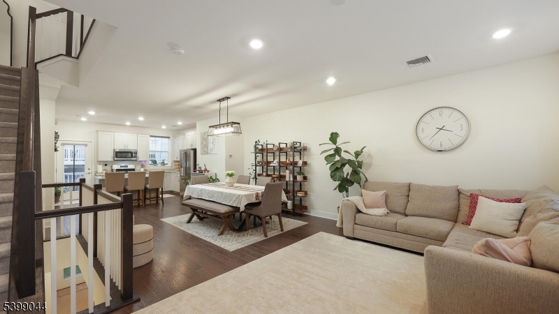 Branchburg Twp., NJ 08876,305 Saratoga Ct