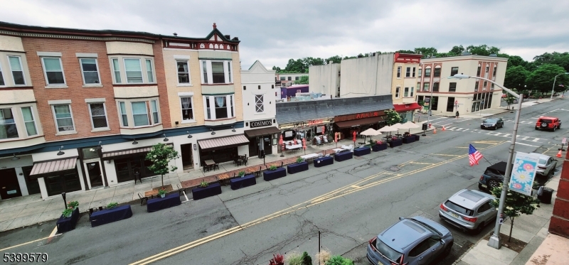 Westfield Town, NJ 07090,133 E Broad St