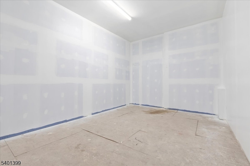 Irvington Twp., NJ 07111,127 Coit St