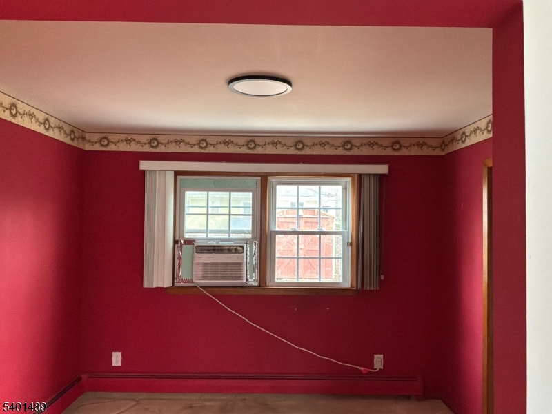 Edison Twp., NJ 08820,8 Montclair Ave