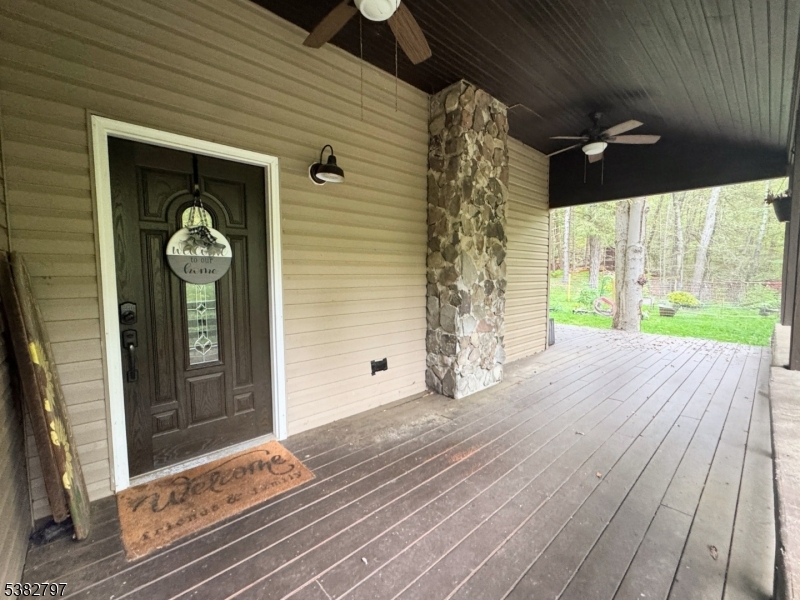 Sandyston Twp., NJ 07826,11 Hirams Grove Rd