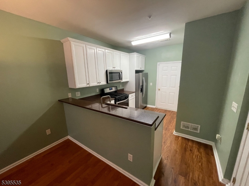 Belleville Twp., NJ 07109,1310 Hamilton St #1310