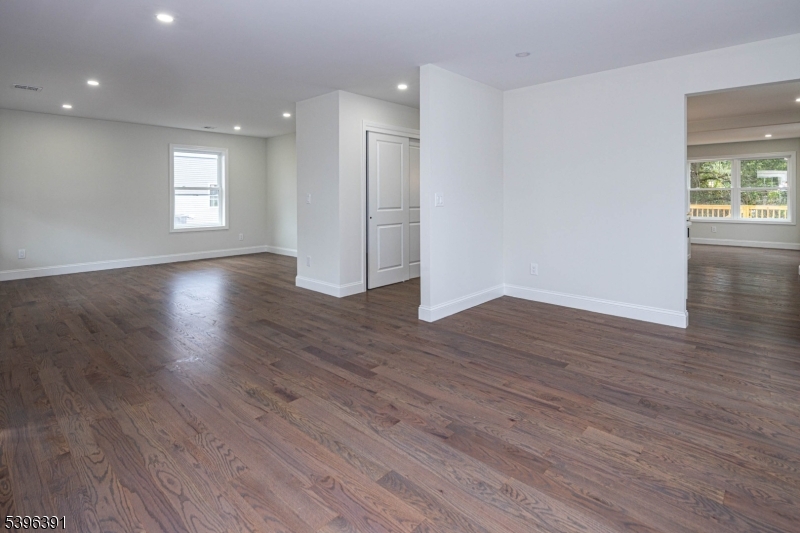 Sayreville Boro, NJ 08857,19 John St