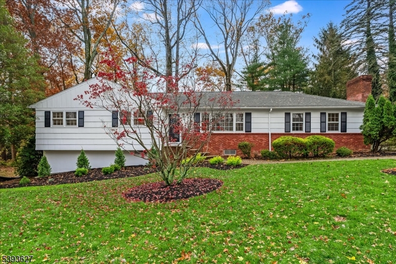 64 Highlands Ave, Springfield Twp., NJ 07081
