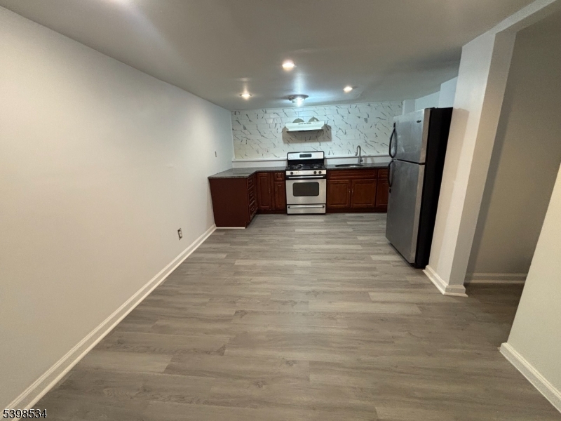 Elizabeth City, NJ 07206,540 Marshall St