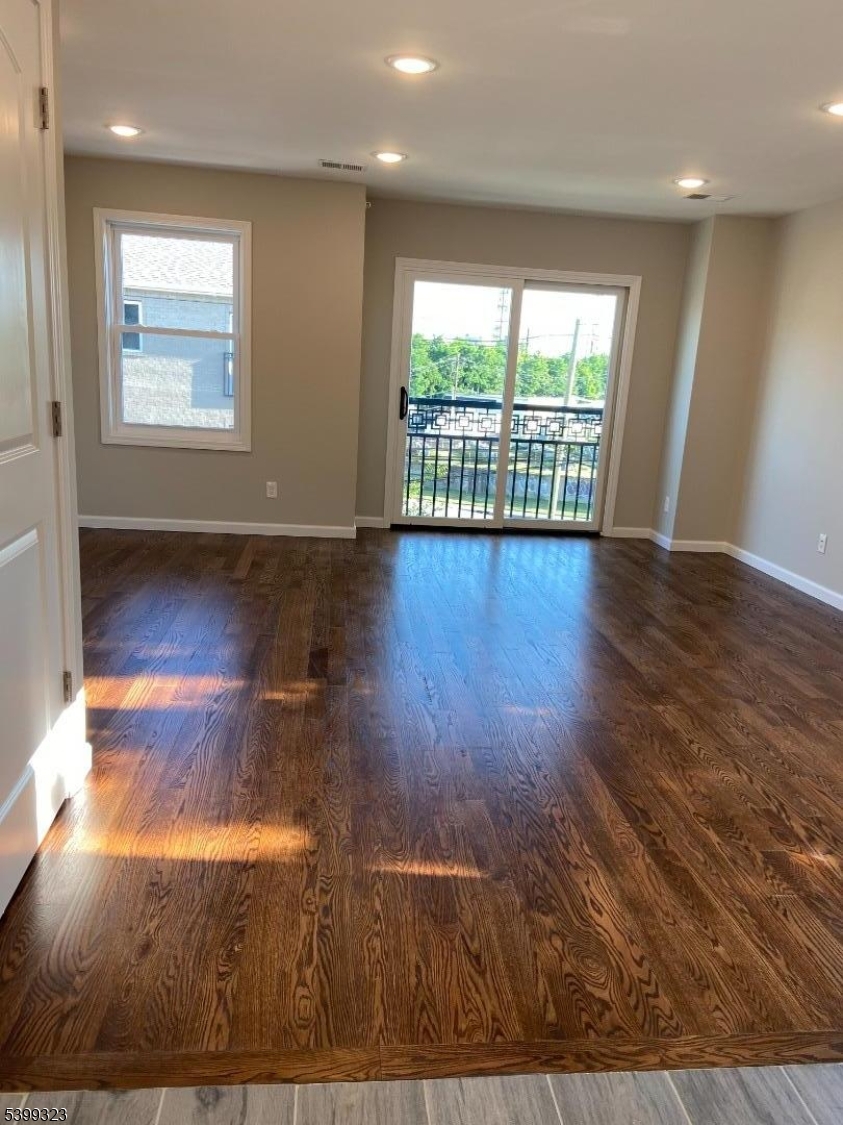 Newark City, NJ 07114,36 Garibaldi Ave