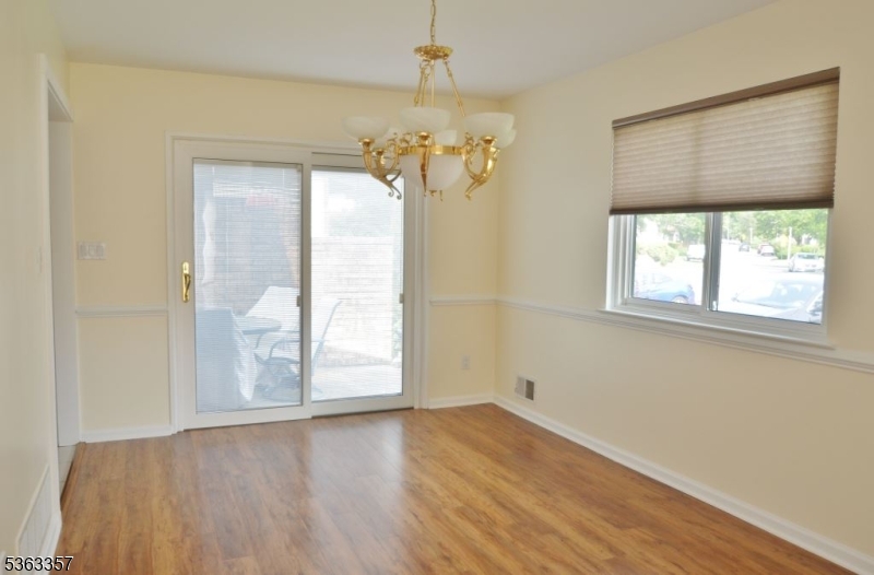 Florham Park Boro, NJ 07932,250 Ridgedale Ave #E6