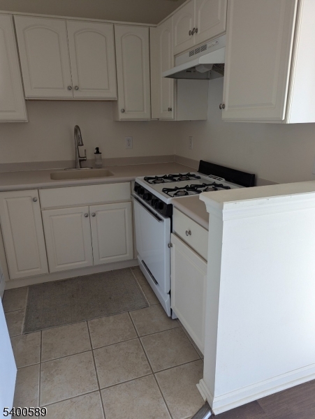 Montgomery Twp., NJ 08558,382 Route 518 #2 E