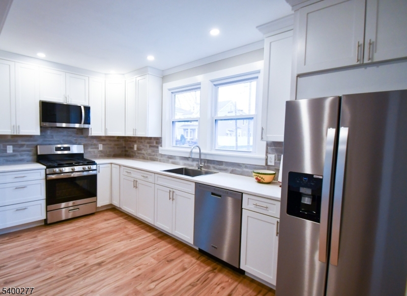 Westfield Town, NJ 07090,326 Livingston St