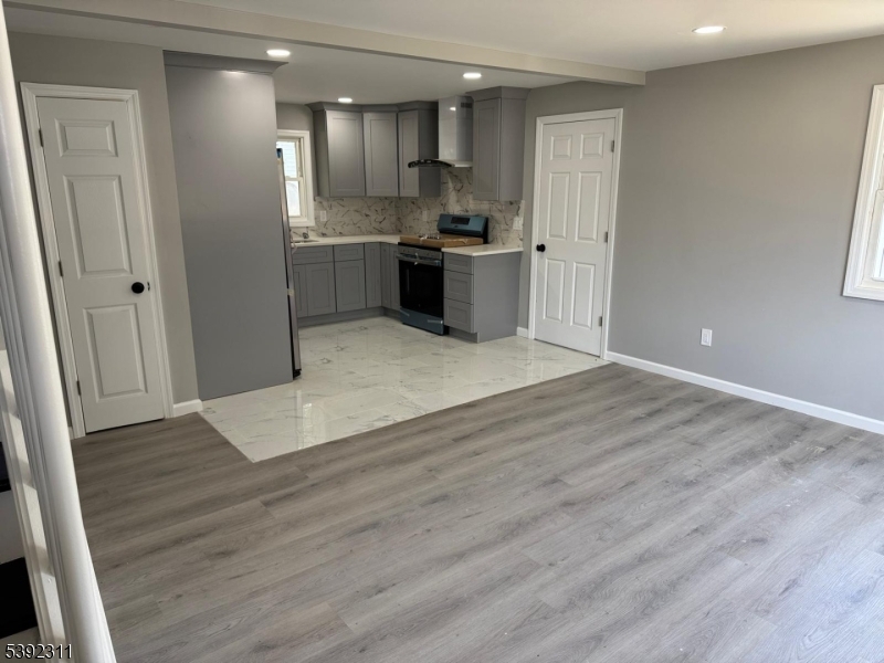 Manville Boro, NJ 08835,16 S 3rd Ave