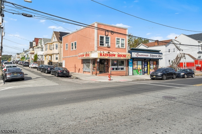 Paterson City, NJ 07522,465 Union Ave