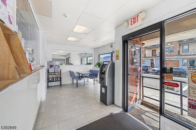 Paterson City, NJ 07522,465 Union Ave