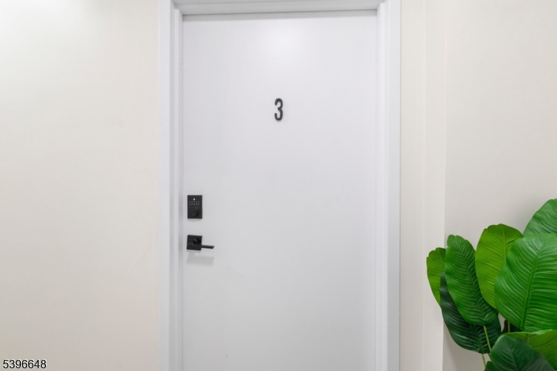 Union Twp., NJ 07088,6 Oswald Pl #3a