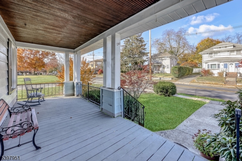 Rochelle Park Twp., NJ 07662,312 Rochelle Ave